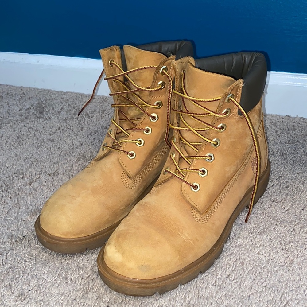 Women’s Timberland Boots🥾